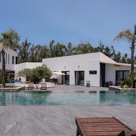 Lagoa House - Breakfast Included לינה וארוחת בוקר Serra do Bouro