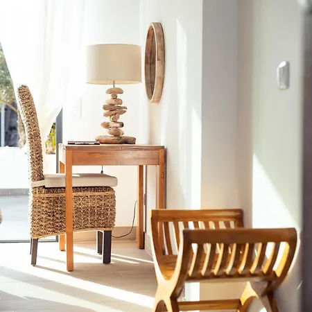 Lagoa House - Breakfast Included לינה וארוחת בוקר